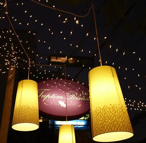 Tuptim Couette-café